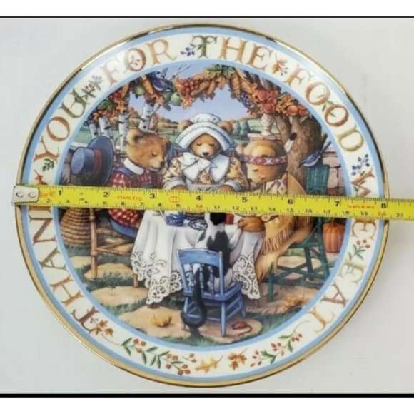 Royal Doulton Fine Bone China Teddy Bear Plate “Thank you for Food We Eat” - Picture 4 of 5